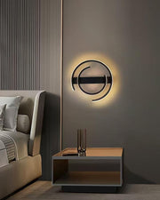 Aplica de perete LED 30W, lumina calda 3000K, design circular negru mat cu inel dublu, montata langa pat