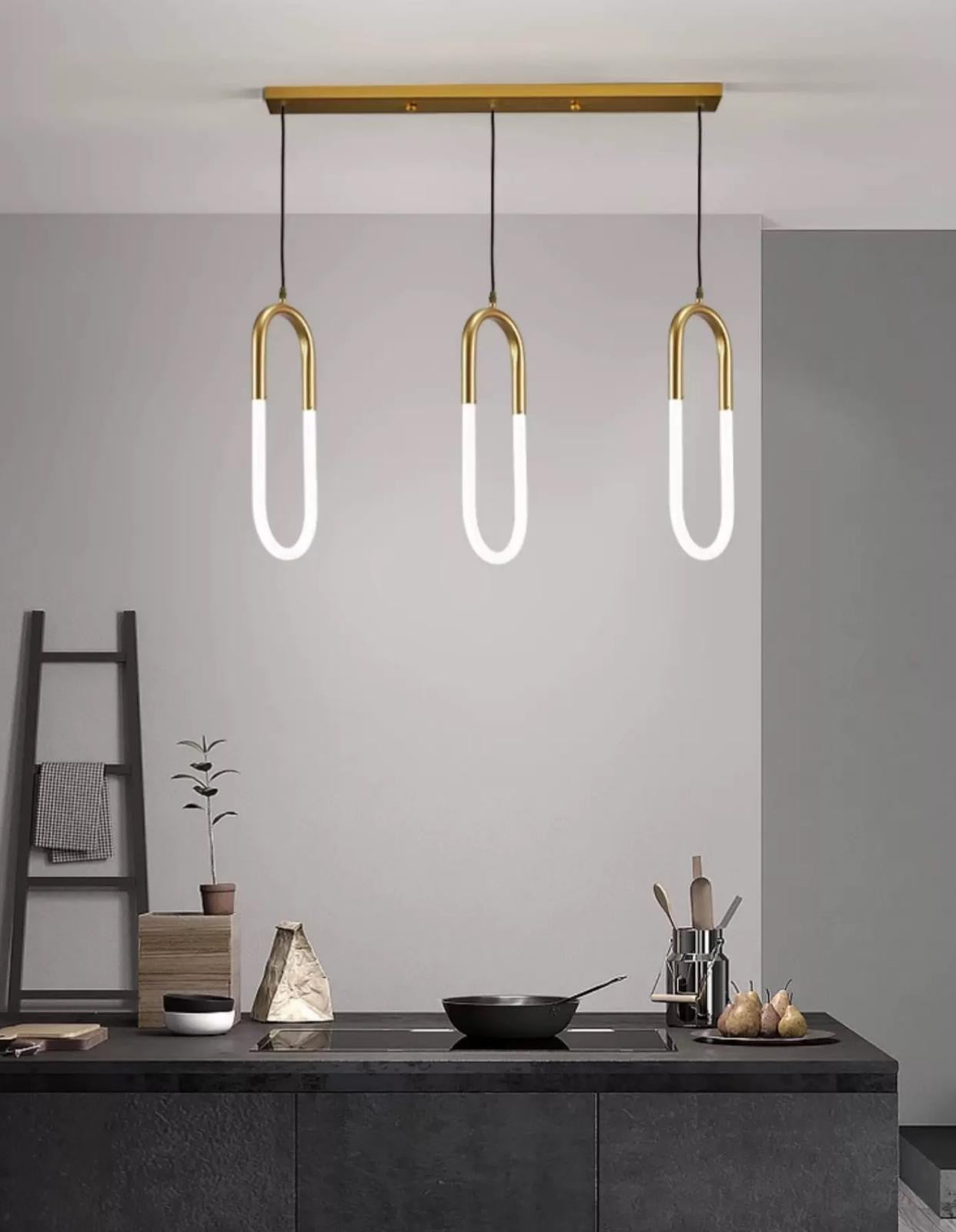 Lustra LED suspendata 54W, 3 pendule ovale aurii cu acril mat, lumina reglabila 3000K-6500K, montaj tavan bucatarie