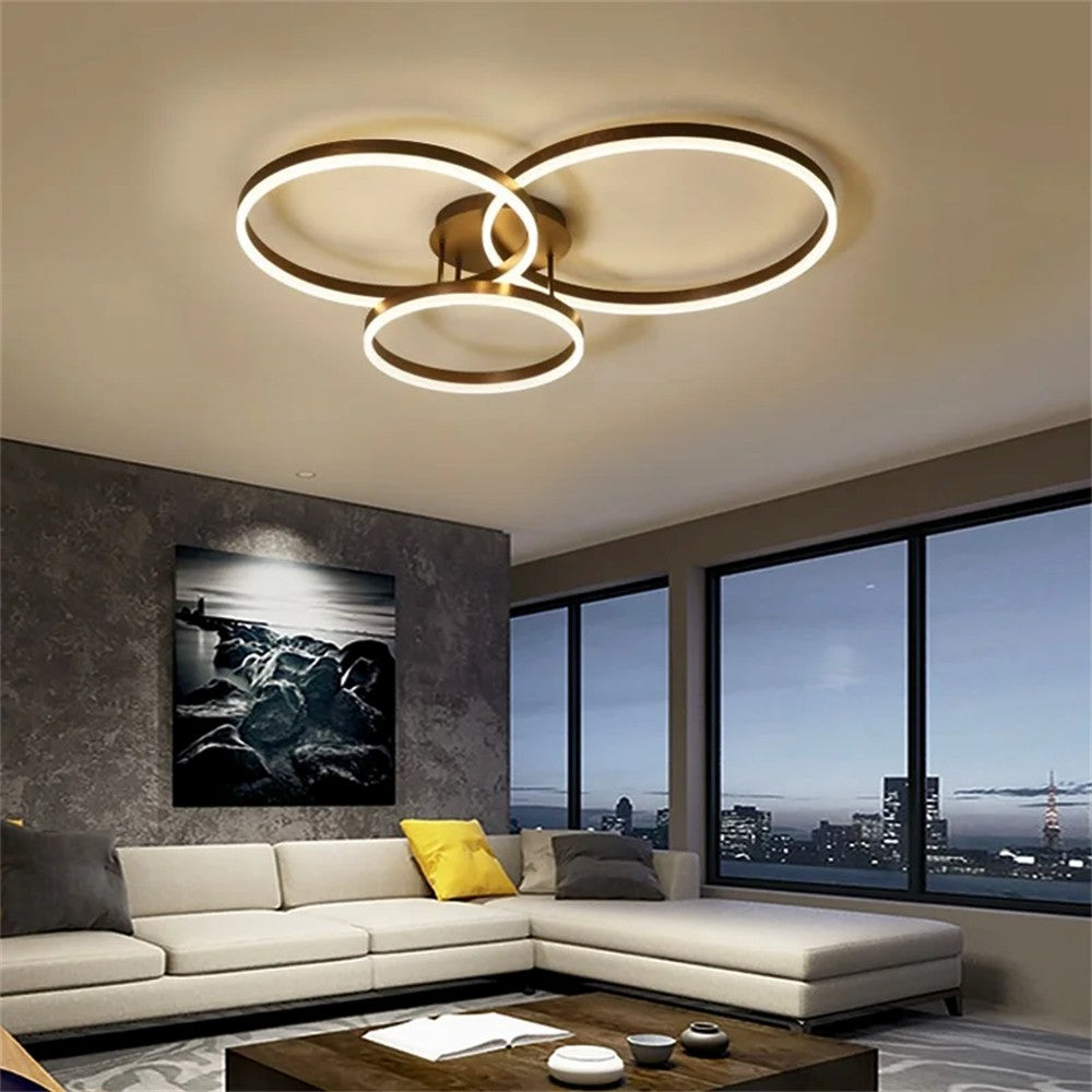 Lustra LED 136W cu 3 inele suprapuse, montaj tavan, lumina calda reglabila, aplicata in living modern