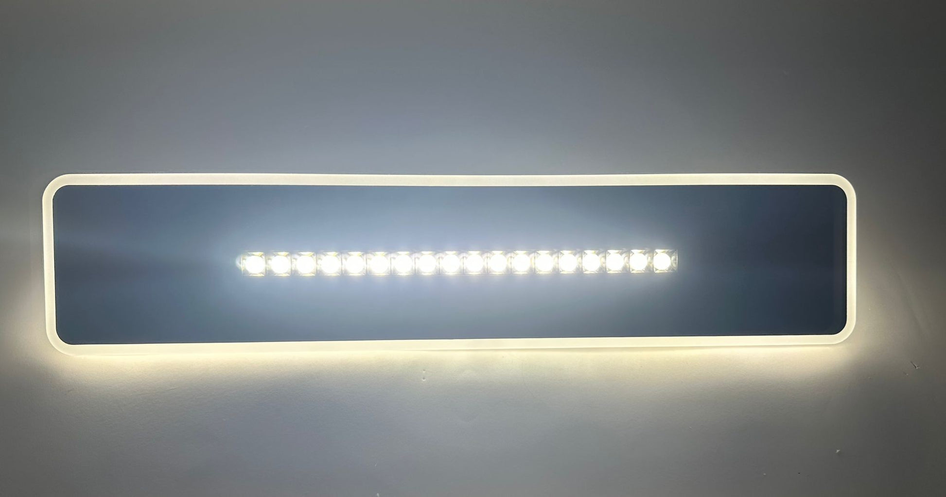 Plafoniera LED dreptunghi 60cm negru 22W lumina neutra 4000K, montaj tavan sau perete, contur acrilic