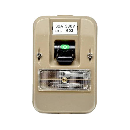 Three-Phase Switch 32A, 380V AC, INT 603