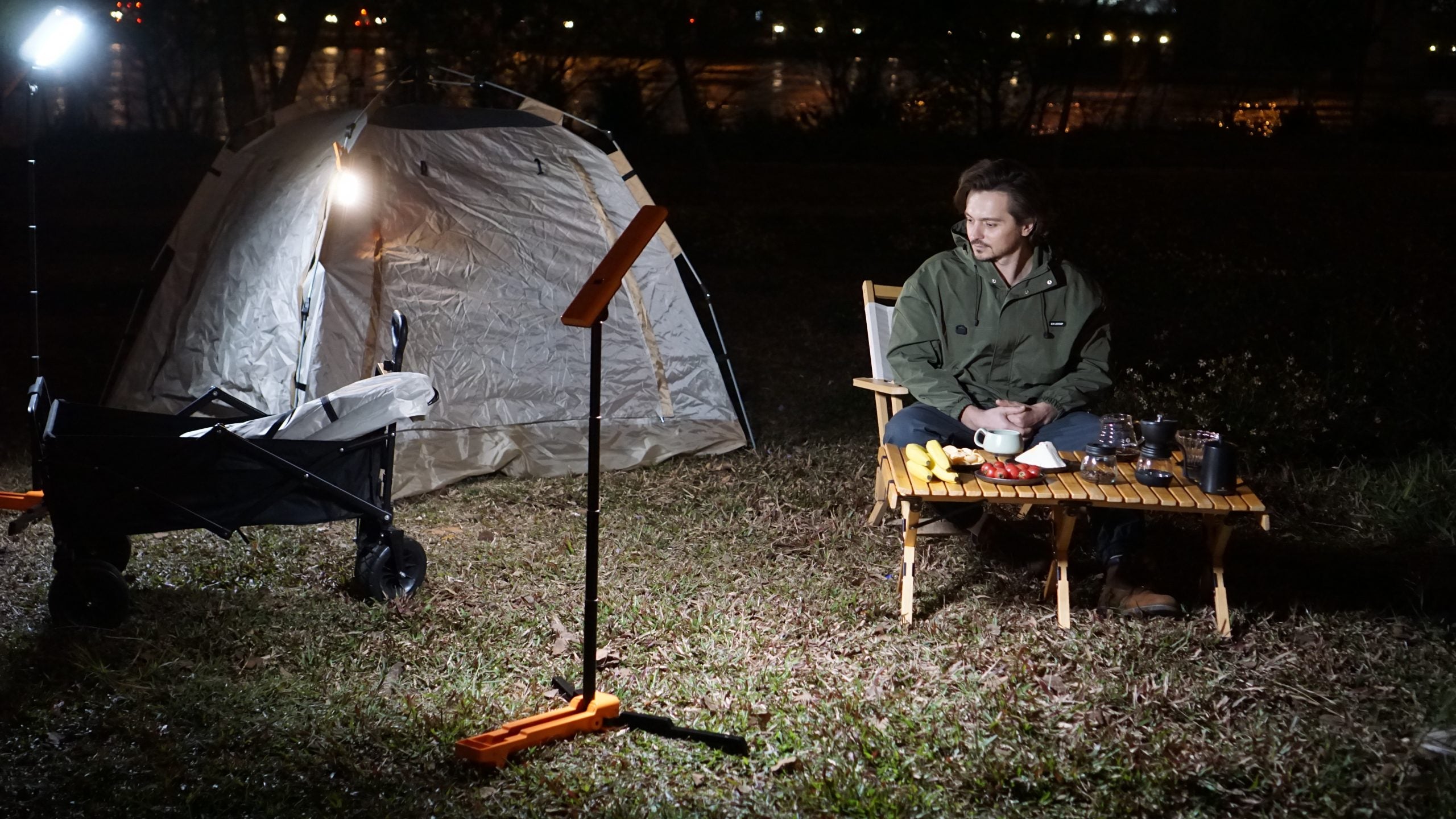 Professional Work Lamp, Foldable, Easy to Transport, 5200mAh Battery, 1500 Lumens LED, Classlights