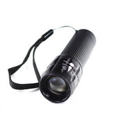 Lanterna de mana compacta cu zoom reglabil, carcasa aluminiu, alimentare 3xAAA, cu snur de prindere