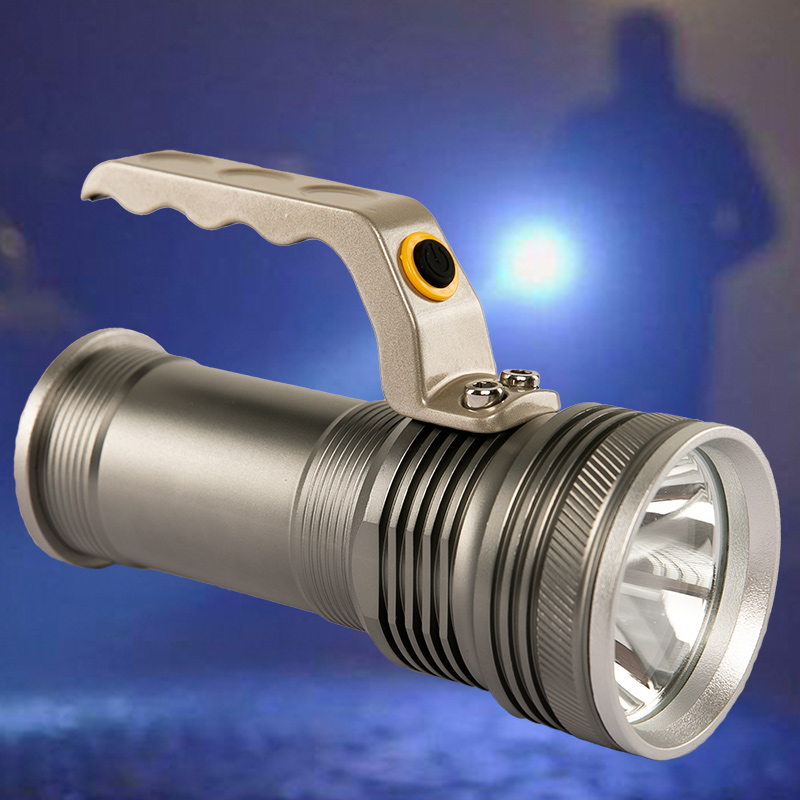 CREE LED 800 Lumens Handheld Flashlight, Aluminum Body, 18650 Rechargeable Batteries