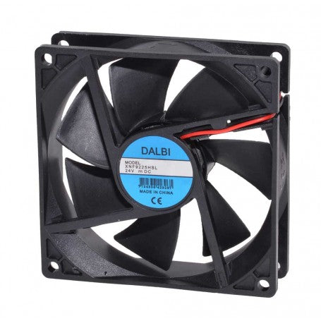Ventilator axial 92x92x25mm vazut frontal, paletes si eticheta centru vizibile