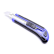 Professional Plastic Cutter + 3 Spare Blades