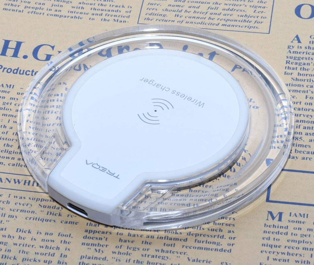 Wireless Phone Charger, Round, Plexiglass, Transparent