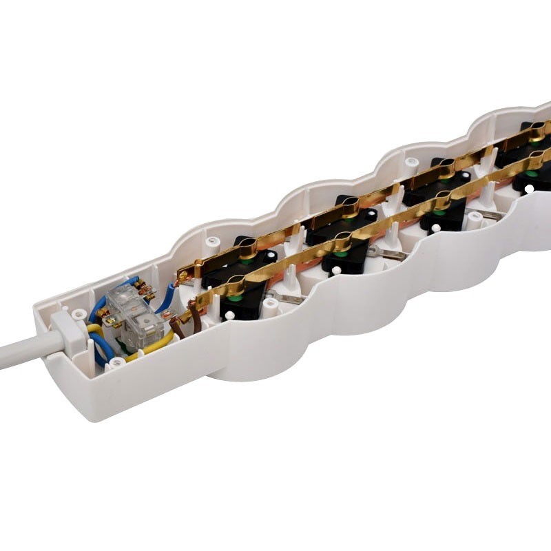 Power Strip with Switch, 4 Sockets and Child Protection, 3x1mm / 5m Cable