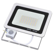 Proiector slim LED 50W cu senzor PIR, protectie IP66, carcasa alba, 4500 lumeni, montaj exterior